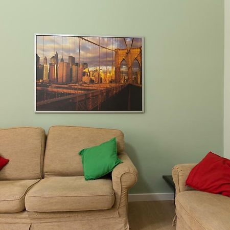 Beautiful Apartment In San Giovanni Close To Colosseo Roma Exterior foto