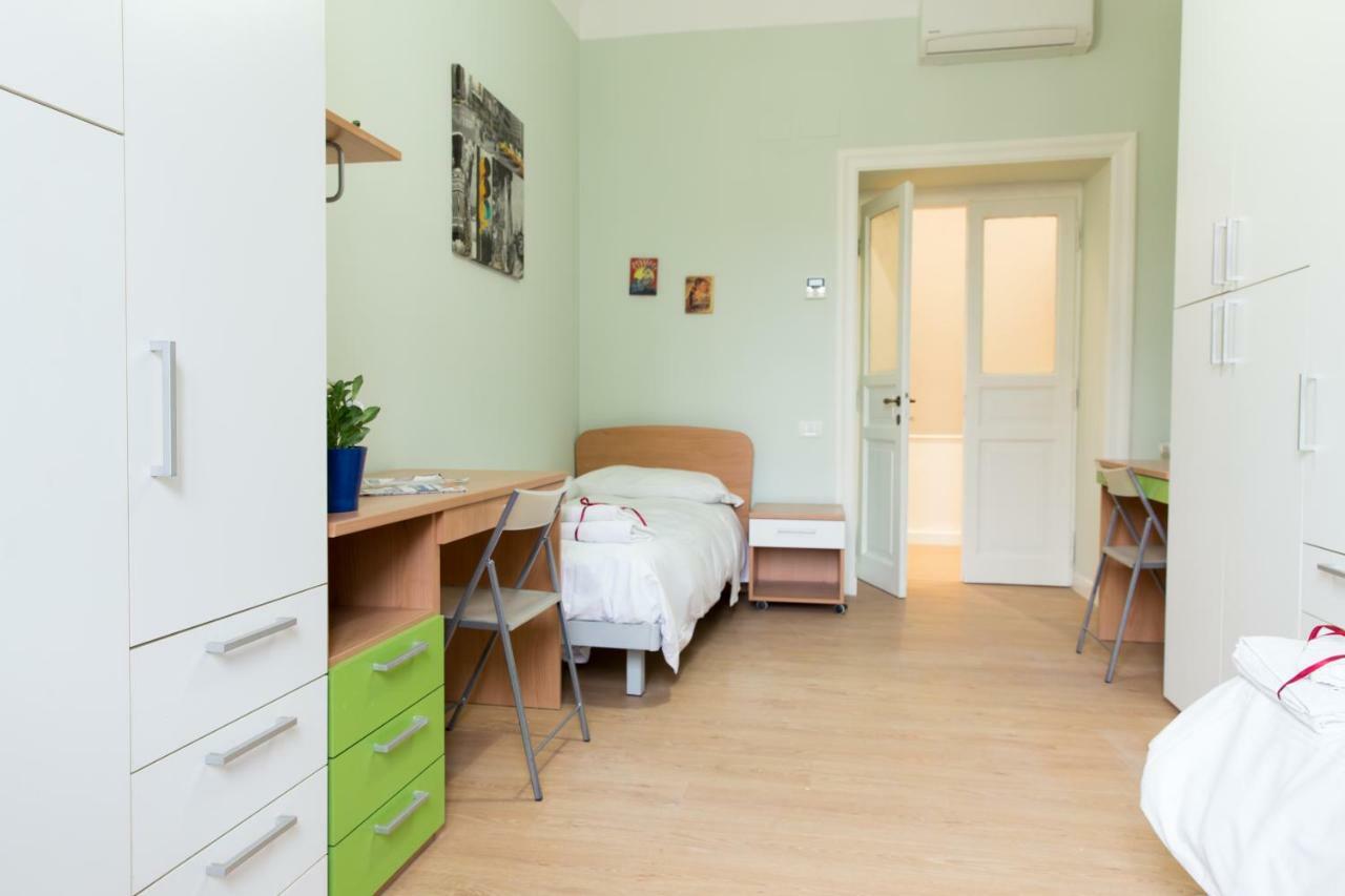 Beautiful Apartment In San Giovanni Close To Colosseo Roma Exterior foto