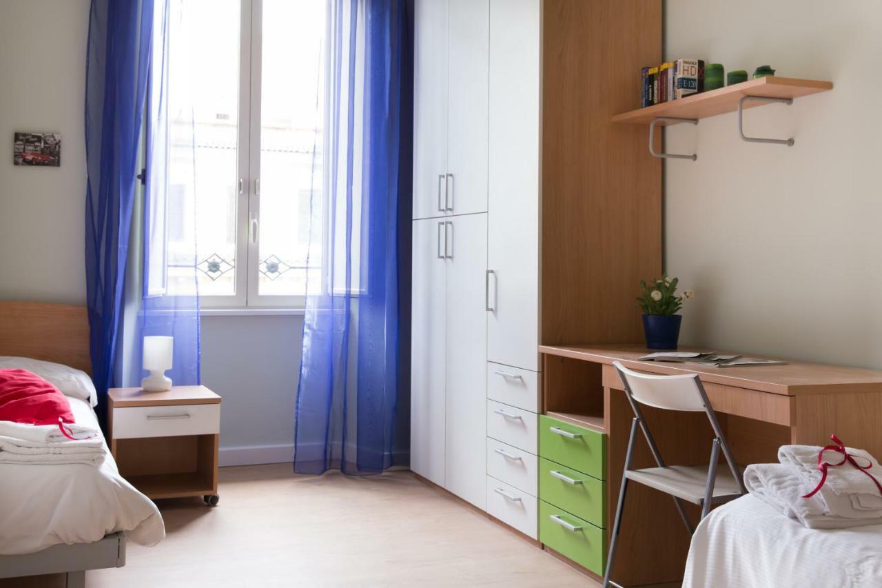 Beautiful Apartment In San Giovanni Close To Colosseo Roma Exterior foto